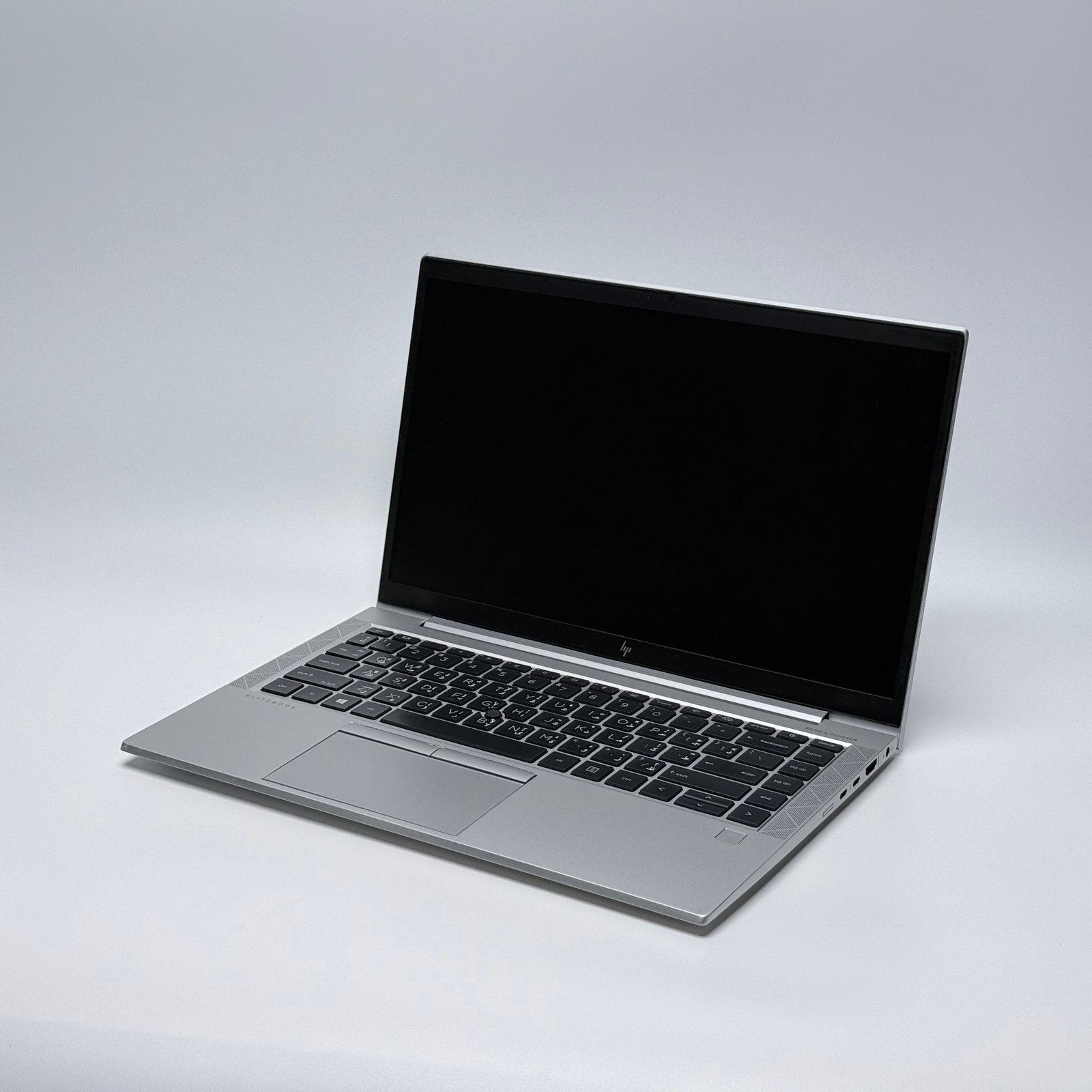 HP 845 G8 RYZEN7 PRO 5850  8-256 14.1